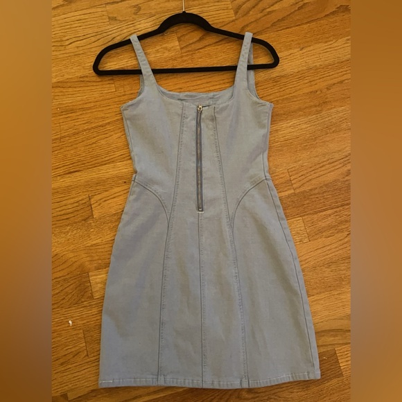 Fab'rik Pale Blue Denim Mini Dress NWOT NEVER WORN Size Small - Picture 4 of 5